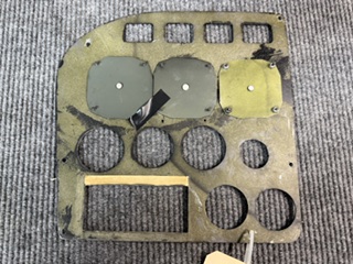 0513390-9 Engine Instrument Cover RH ***MAKE OFFER*** - Image 3
