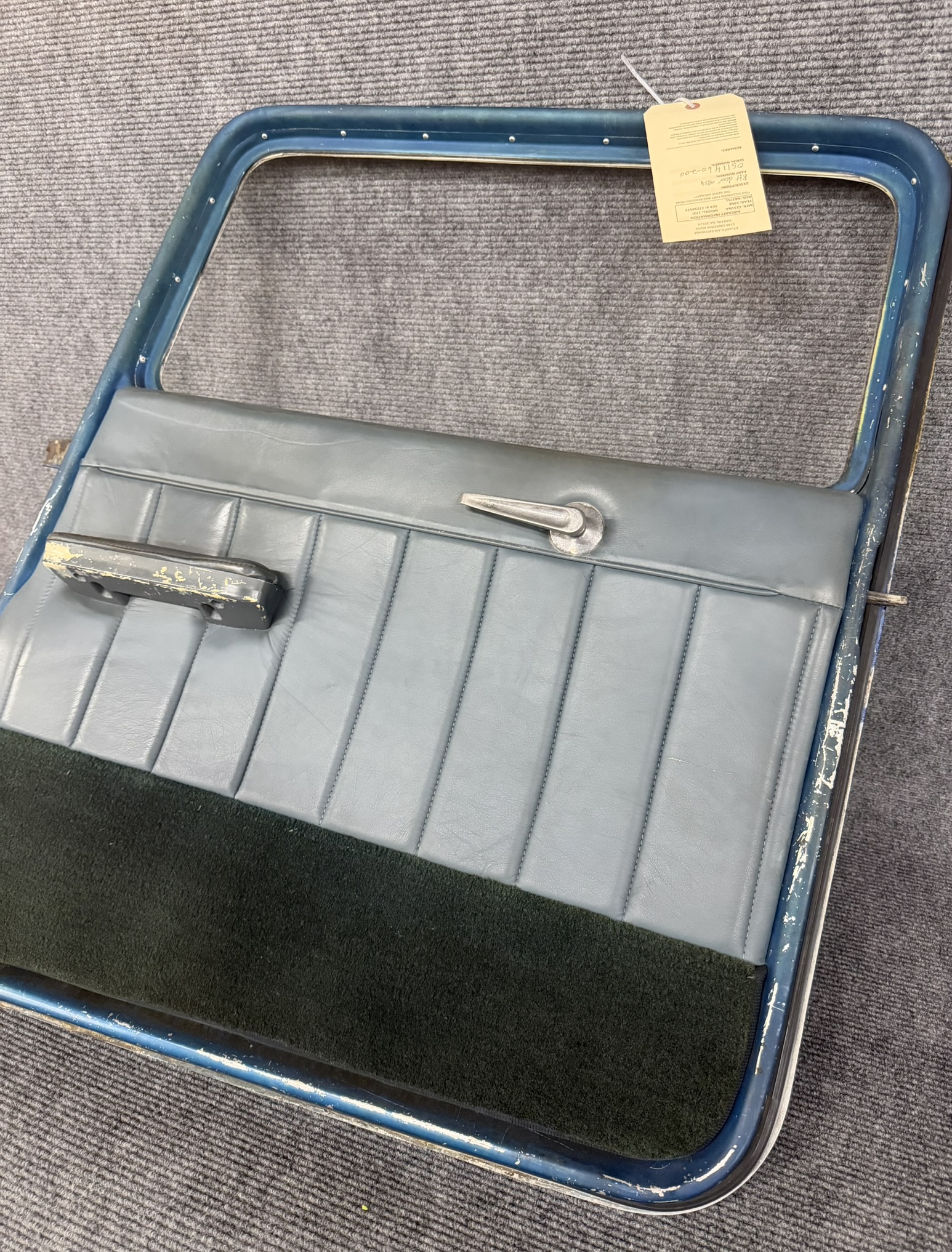 0511460-2 Cabin Door Complete RH - Image 4