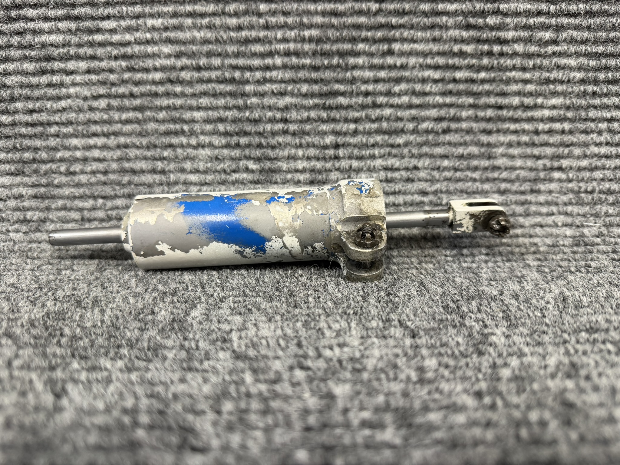 0442512-1 Nose Gear Shimmy Dampener Assembly - Image 3