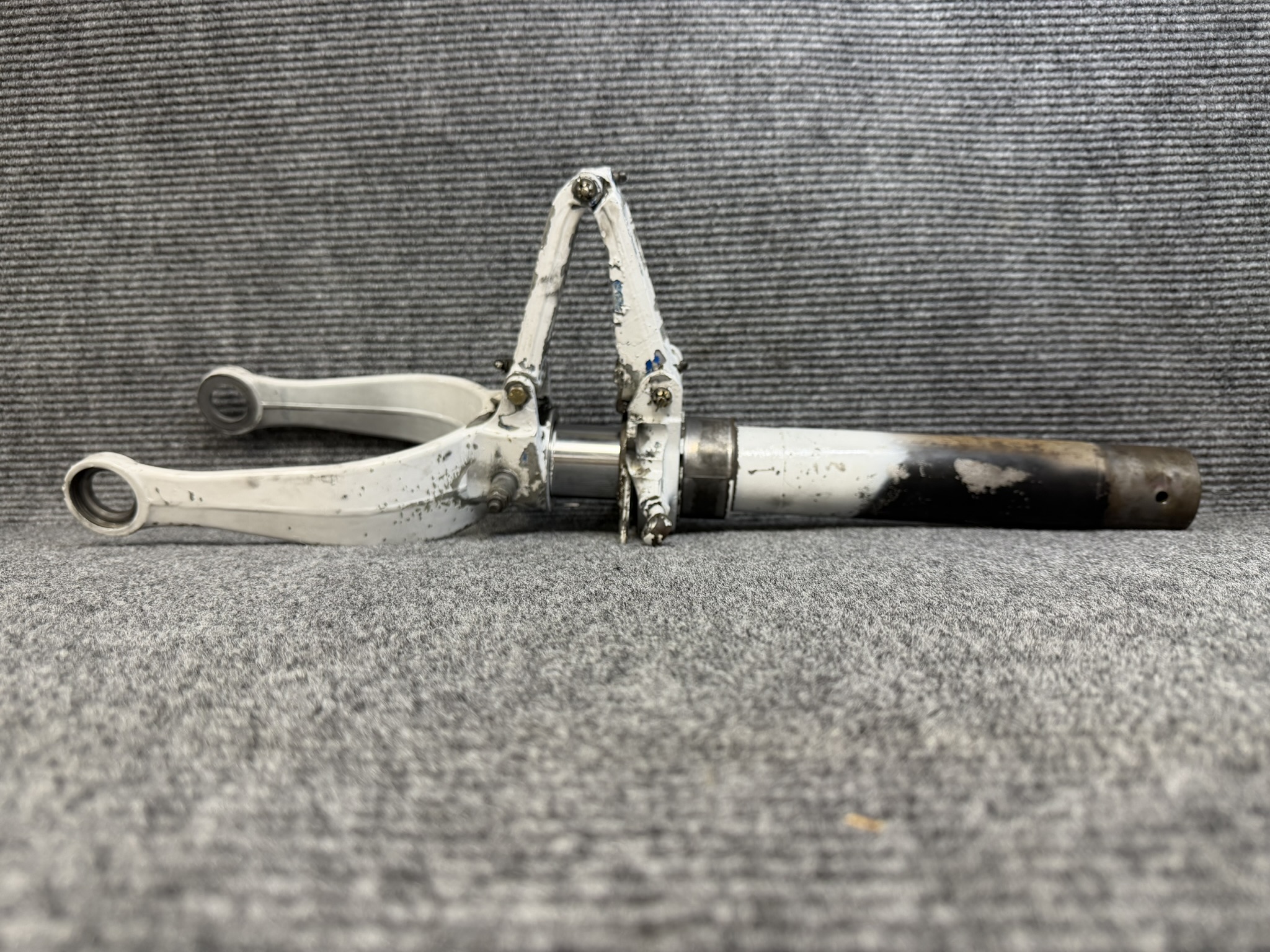 0543039-200 Nose Gear Assembly