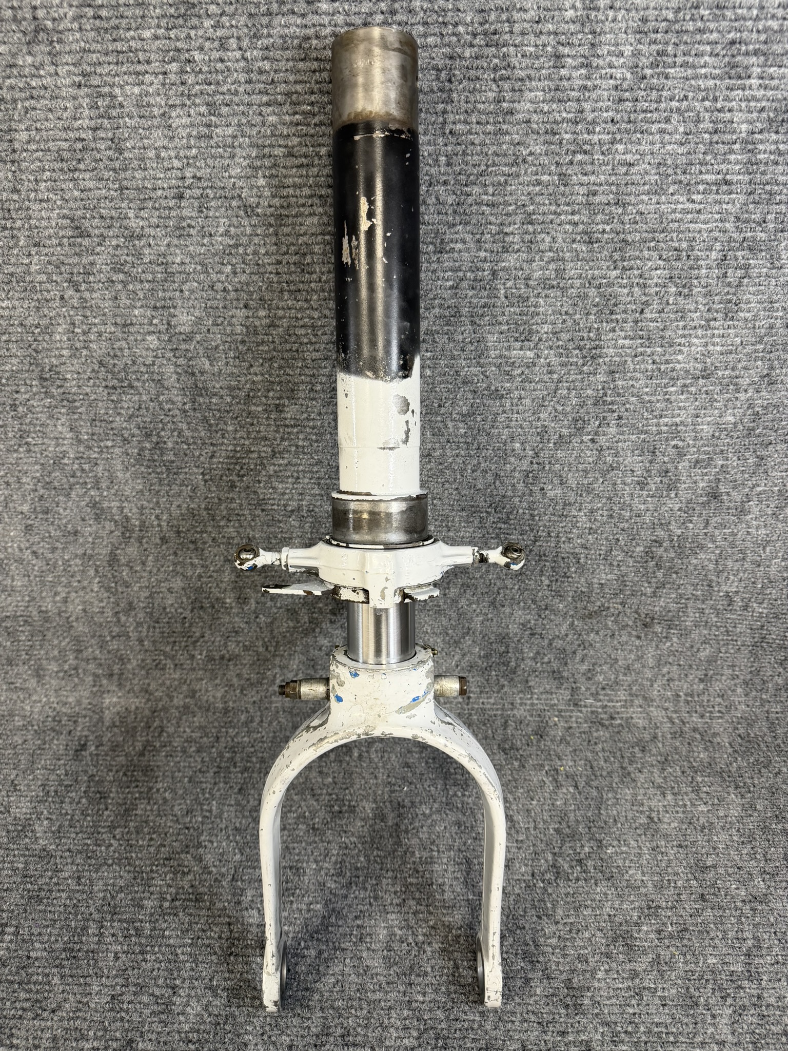0543039-200 Nose Gear Assembly - Image 6