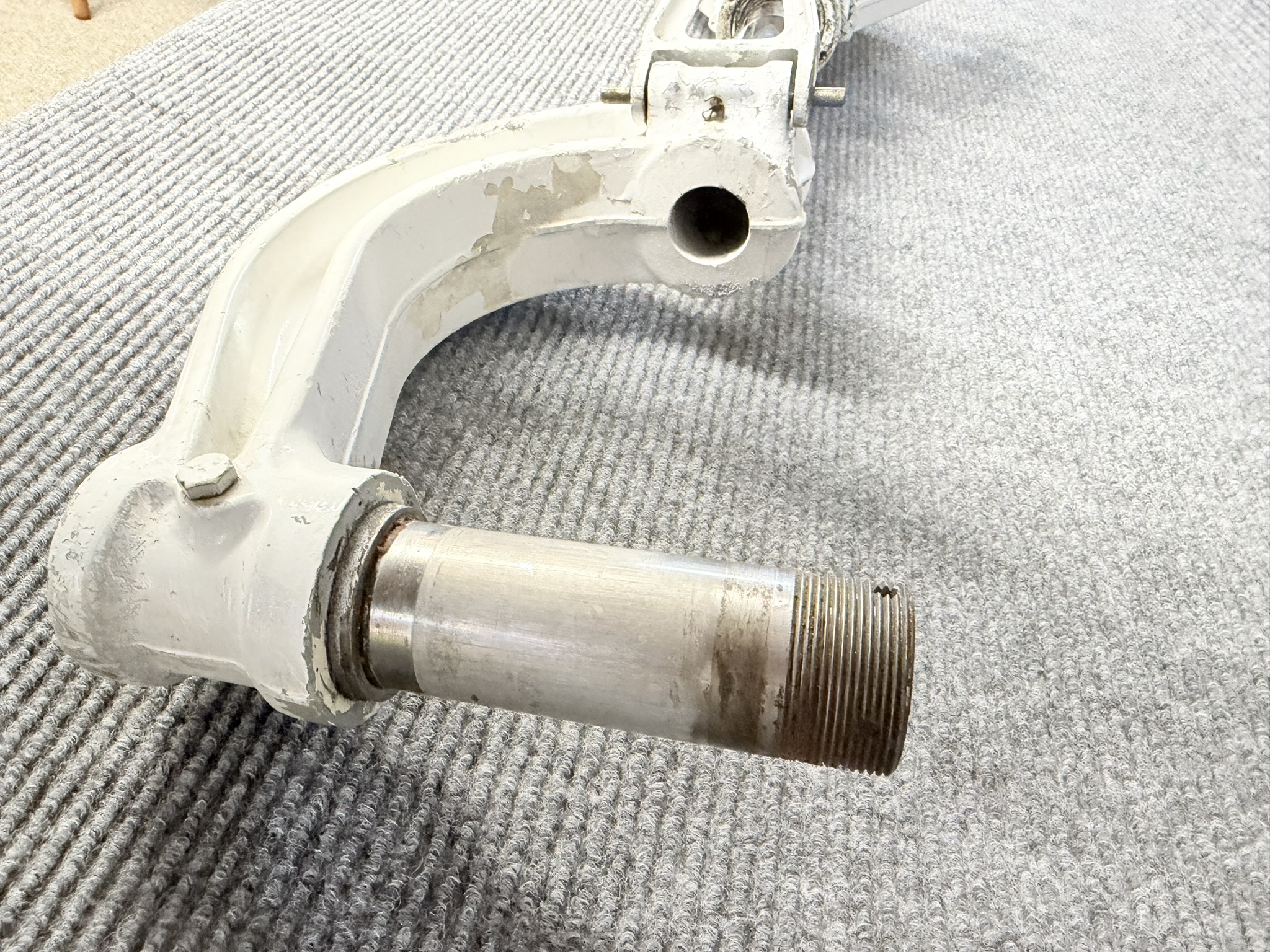 60-820000-603 Nose Gear Assembly W/ Torque Links and Drag Brace - Image 6