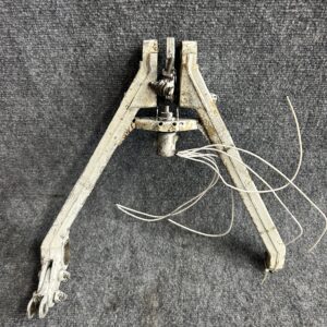 40279-008 PIPER PA31 LINK ASSY (MLG) LH