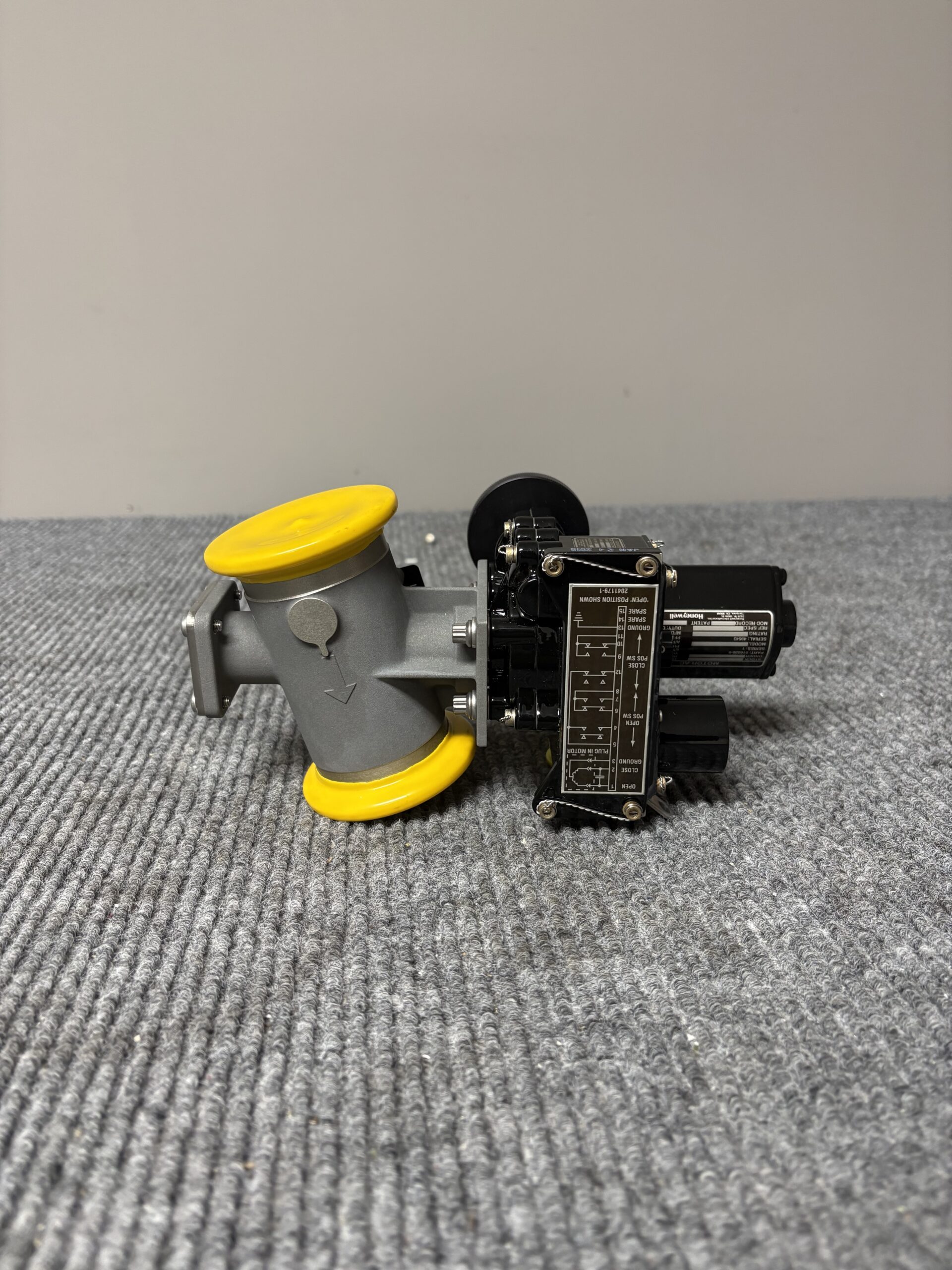 398908-5 TEMPERATURE CONTROL VALVE (MAKE OFFER) - Image 2