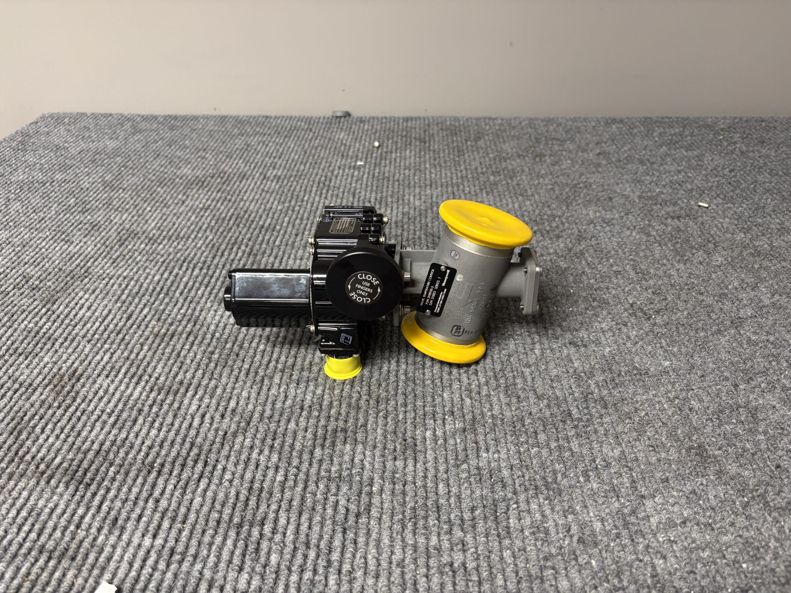 398908-5 TEMPERATURE CONTROL VALVE (MAKE OFFER)