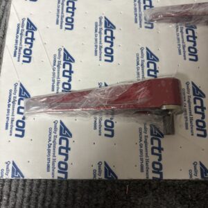 A35646-63 1/4 TURN RETAINER (MAKE OFFER)